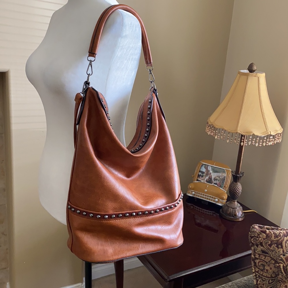 Sam Hadley Bucket Bag - Picture 3 of 11